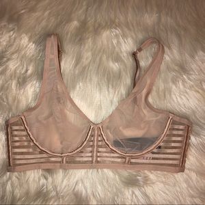 Victoria’s Secret Bra 34B